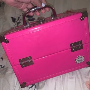 Caboodles Case